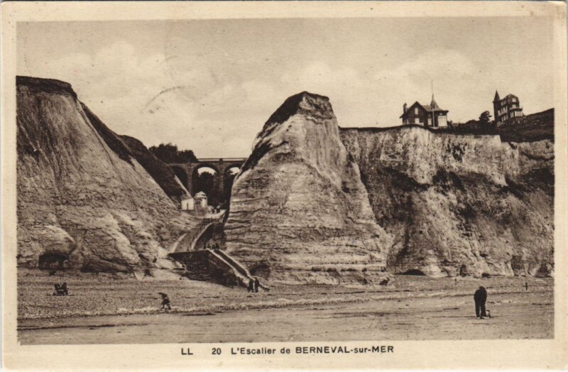 Carte postale ancienne Bernaval-sur-Mer L'Escalier