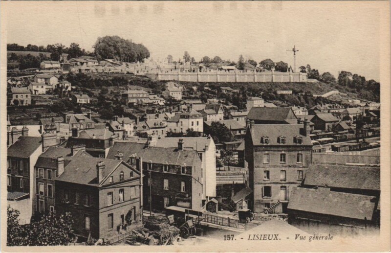 Carte postale ancienne Lisieux Vue Generale à Lisieux