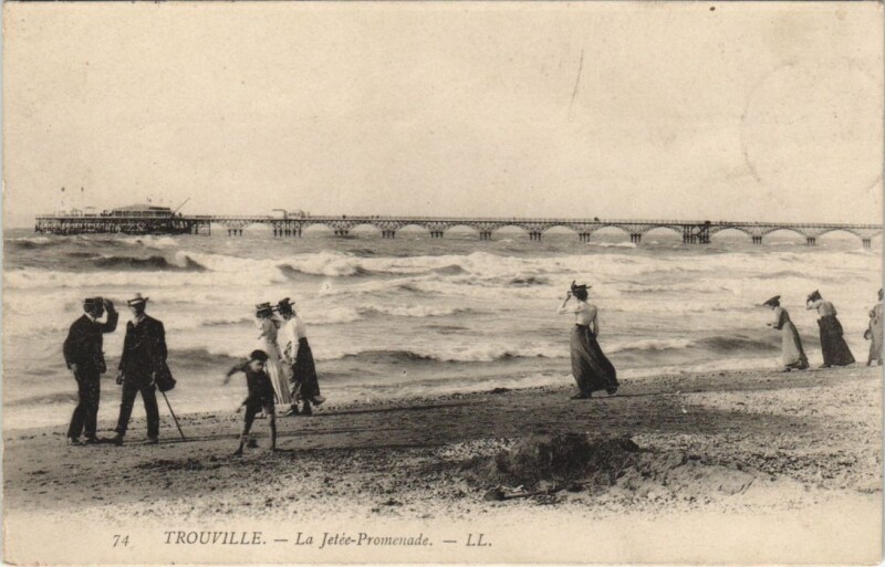 Carte postale ancienne Trouville La Jetee-Promenade