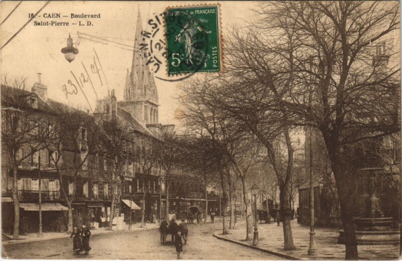 Carte postale ancienne Caen Boulevard Saint-Pierre