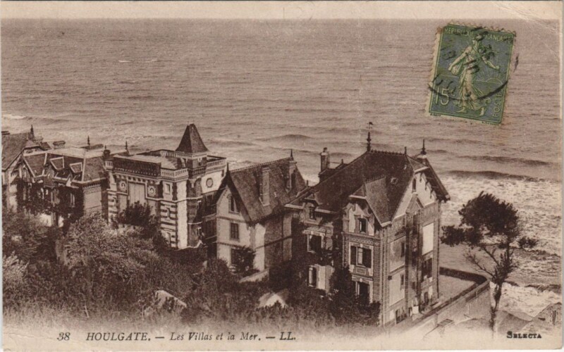 Carte postale ancienne Houlgate Les Villas et la Mer à Houlgate