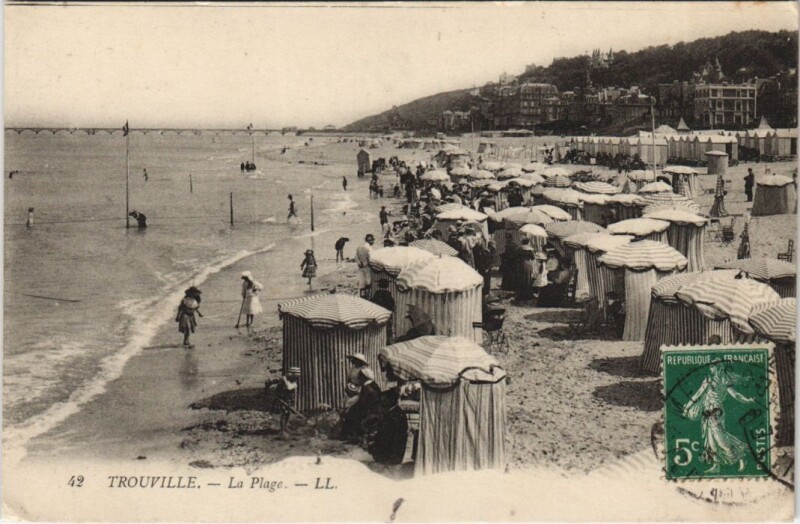 Carte postale ancienne Trouville La Plage