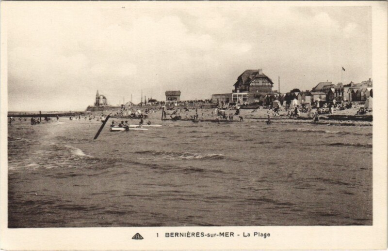Carte postale ancienne Bernieres-sur-Mer La Plage