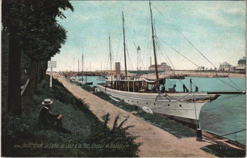 Carte postale ancienne Ouistreham Le Canal de Caen a la Mer - Chemin de Halage à Ouistreham