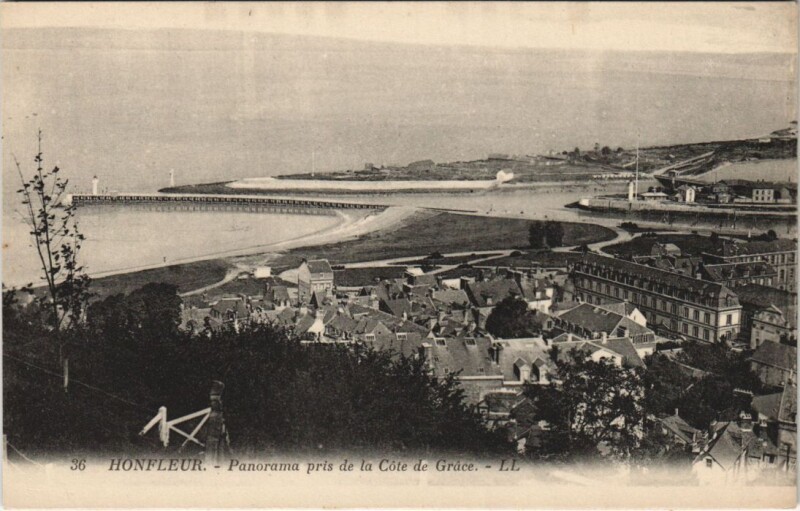 Carte postale ancienne Honfleur Panorama pris de la Cote de Grace à Honfleur