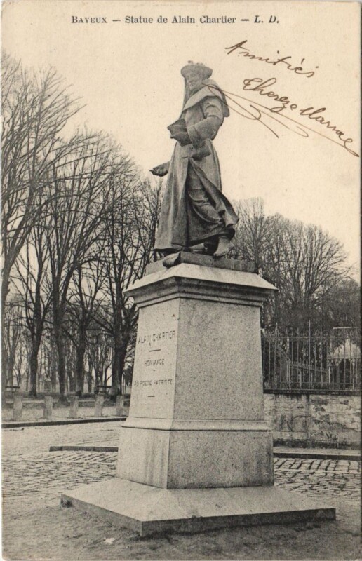 Carte postale ancienne Bayeux Statue de Alain Chartier à Bayeux