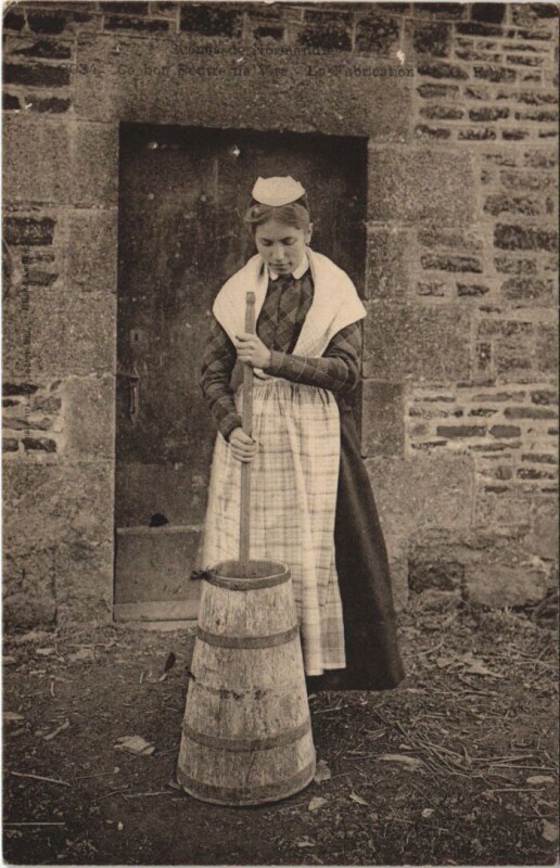 Carte postale ancienne Femme - Type