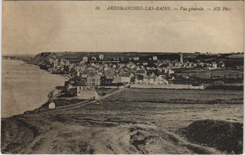 Carte postale ancienne Arromanches-les-Bains Vue Generale à Arromanches-les-Bains