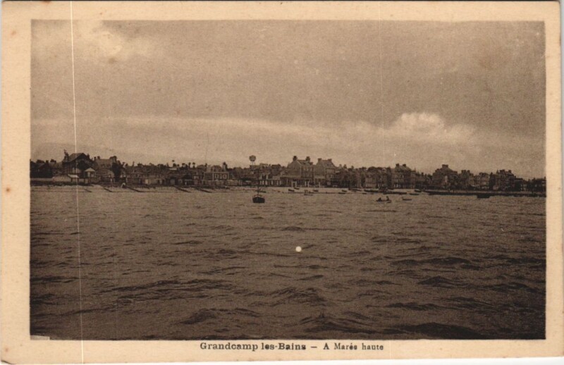 Carte postale ancienne Grandcamp-les-Bains A Maree Haute