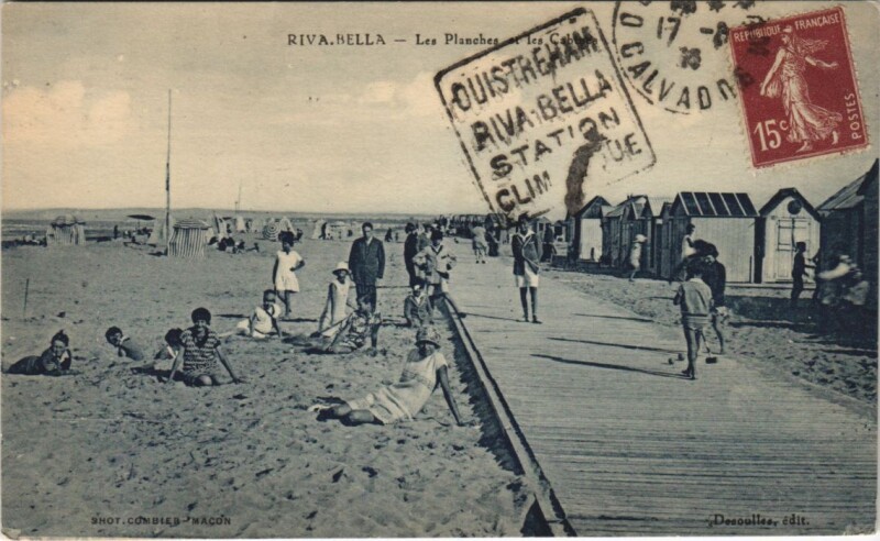 Carte postale ancienne Riva-Bella Les Planches et les Cabines