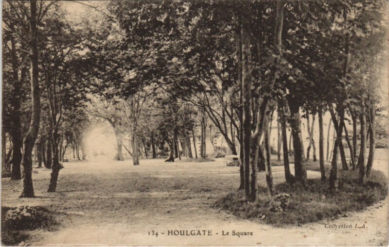 Carte postale ancienne Houlgate Le Square à Houlgate