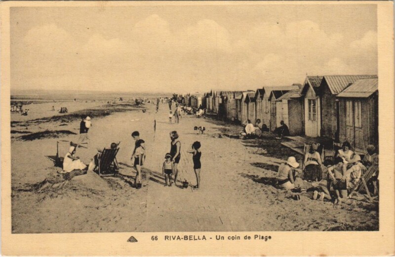 Carte postale ancienne Riva-Bella Un Coin de la Plage