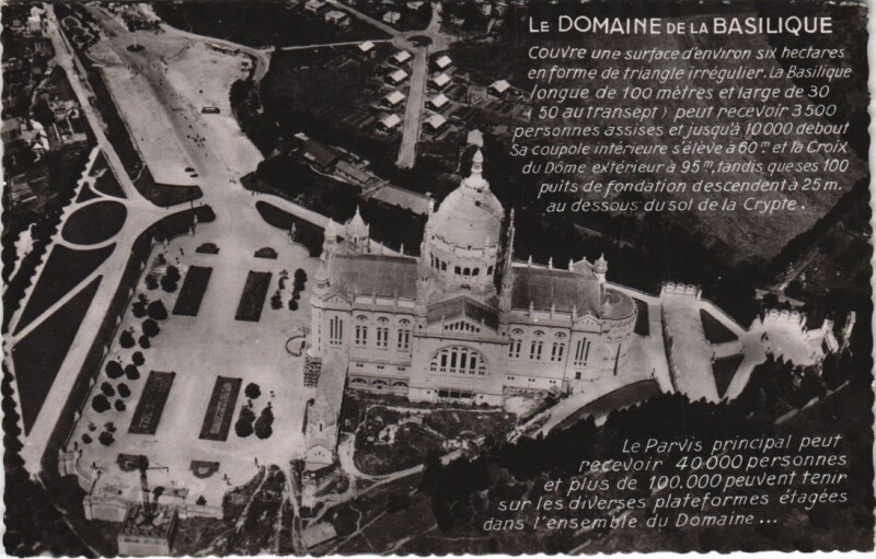 Carte postale ancienne Lisieux La Basilique - Vue Aerienne à Lisieux