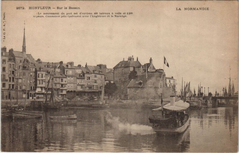 Carte postale ancienne Honfleur Sur le Bassin à Honfleur