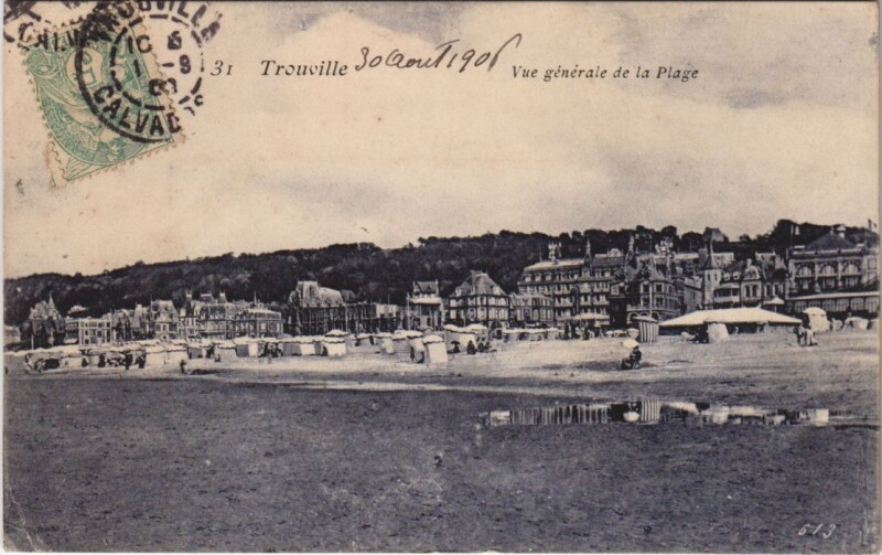 Carte postale ancienne Trouville-sur-Mer Vue Generale de la Plage à Trouville-sur-Mer