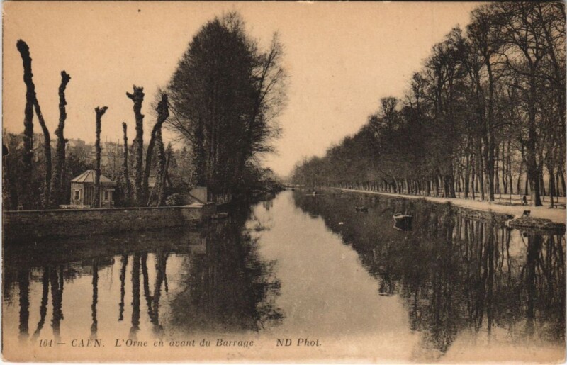 Carte postale ancienne Caen L'Orne en Avant du Barrage
