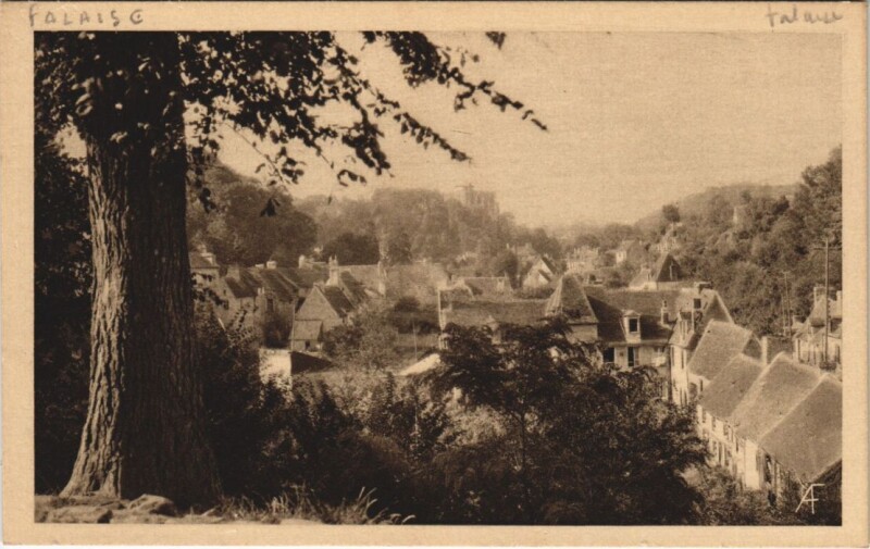 Carte postale ancienne Falaise Vallee de l'Ante et le Chateau de Guillaume le Conquerant à Falaise
