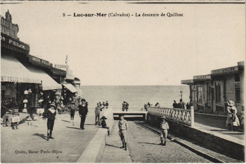 Carte postale ancienne Luc-sur-Mer La Descente de Quilhoc à Luc-sur-Mer
