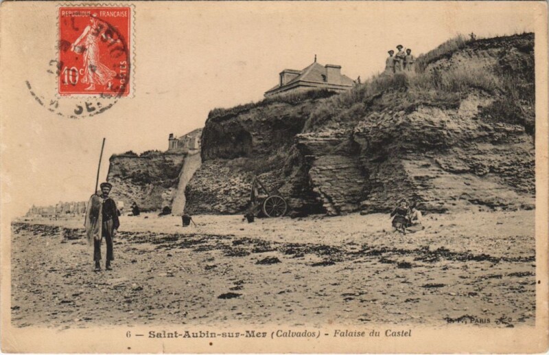 Carte postale ancienne Saint-Aubin-sur-Mer Falaise du Castel à Falaise