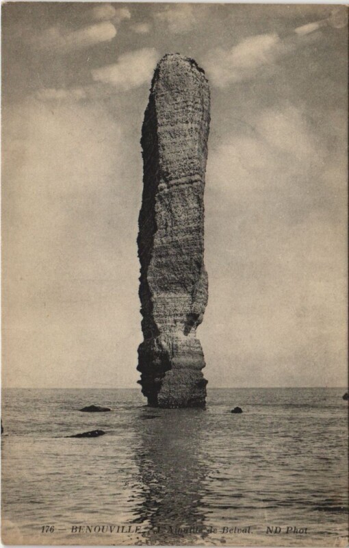 Carte postale ancienne Benouville L'Aiguette de Belval