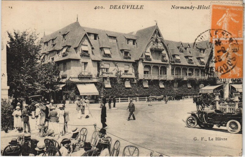 Carte postale ancienne Deauville Normandy-Hotel à Deauville