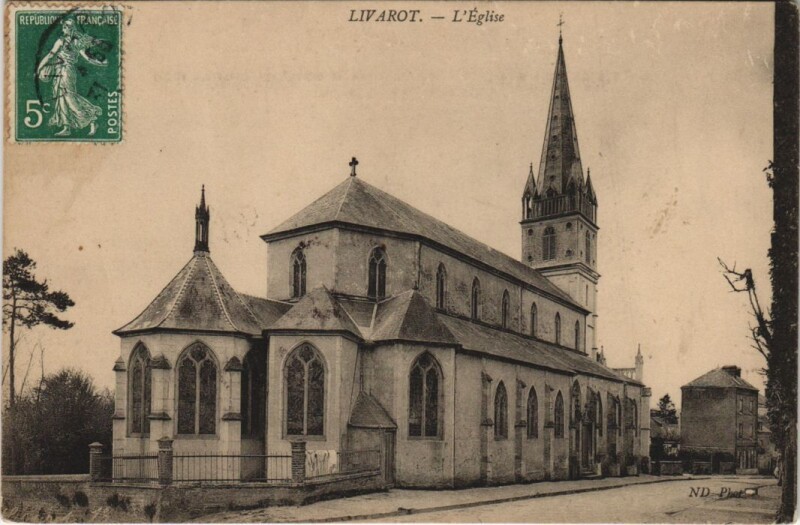 Carte postale ancienne Livarot L'Eglise