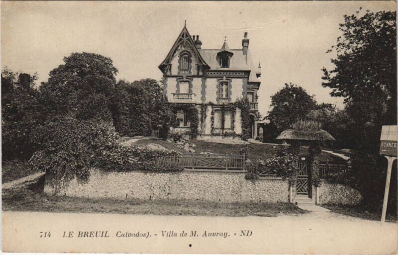 Carte postale ancienne Le Breuil Villa de M. Auvray