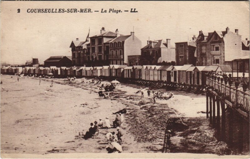 Carte postale ancienne Courseulles-sur-Mer La Plage à Courseulles-sur-Mer