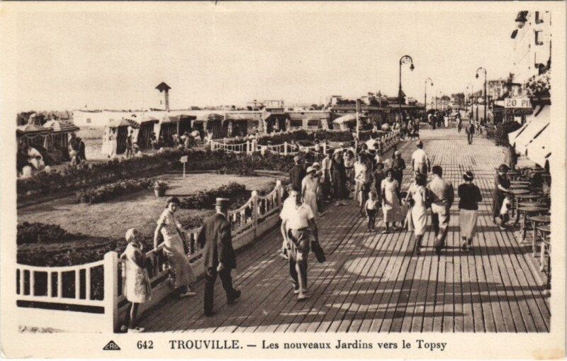 Carte postale ancienne Trouville-sur-Mer Les Nouveuax Jardins vers le Topsy à Trouville-sur-Mer