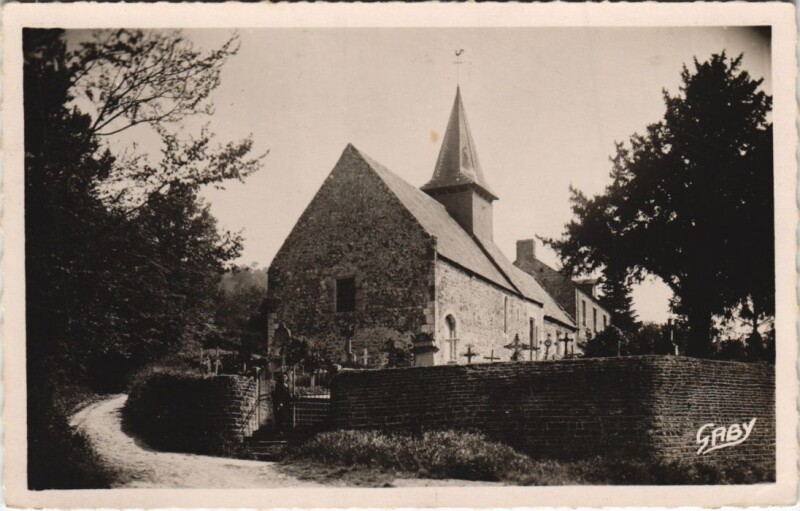 Carte postale ancienne Clecy L'Eglise du Vey