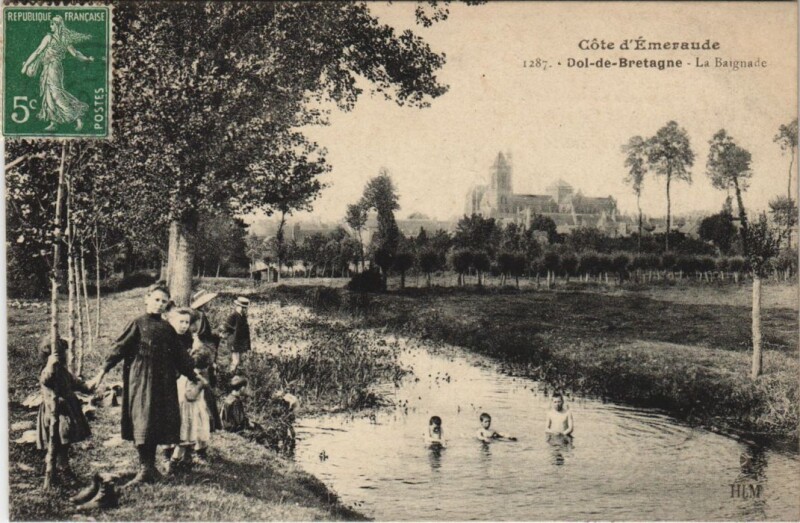 Carte postale ancienne Dol-de-Bretagne La Baignade à Dol-de-Bretagne