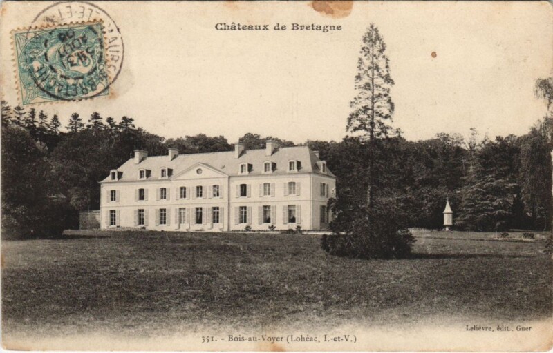 Carte postale ancienne Val-d'Anast Chateaux de Bretagne - Le Bois-au-Voyer à Val d'Anast