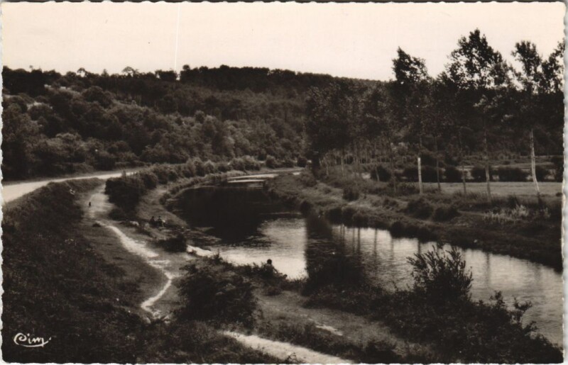 Carte postale ancienne Redon Canal de Nantes a Brest à Redon