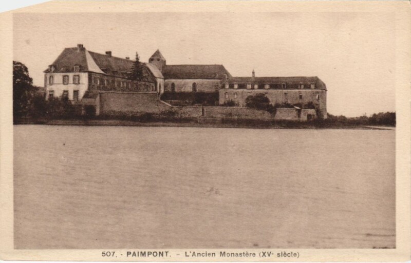 Carte postale ancienne Paimpont L'Ancien Monastere à Paimpont