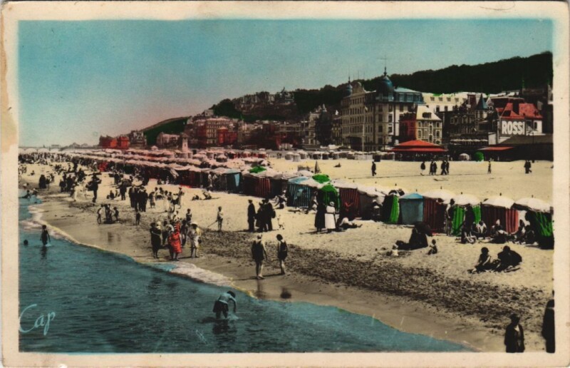 Carte postale ancienne Trouville La Plage a maree haute