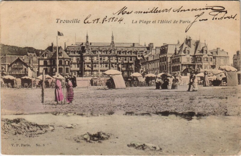 Carte postale ancienne Trouville La Plage et Hotel de Paris