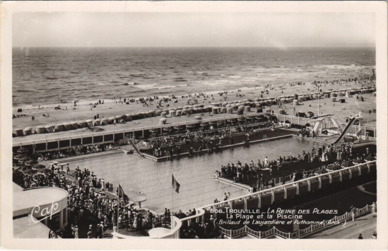 Carte postale ancienne Trouville La Plage et la Piscine