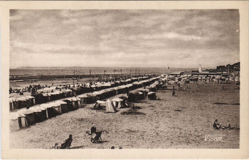 Carte postale ancienne Trouville La Plage