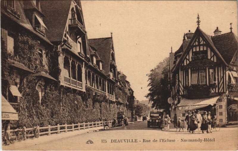 Carte postale ancienne Deauville Normandy Hotel à Deauville