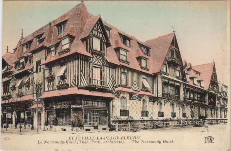 Carte postale ancienne Deauville Normandy Hotel à Deauville