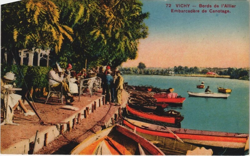 Carte postale ancienne Vichy Bords de l'Allier France à Vichy