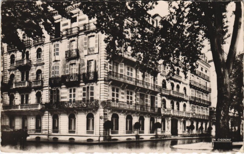 Carte postale ancienne Vichy La Cigogne France à Vichy