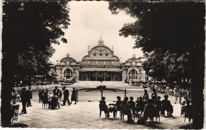 Carte postale ancienne Vichy Le Casino France à Vichy