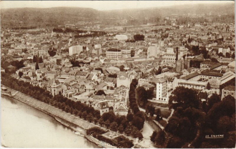 Carte postale ancienne Vichy Vue Generale Prise en Avion France à Vichy