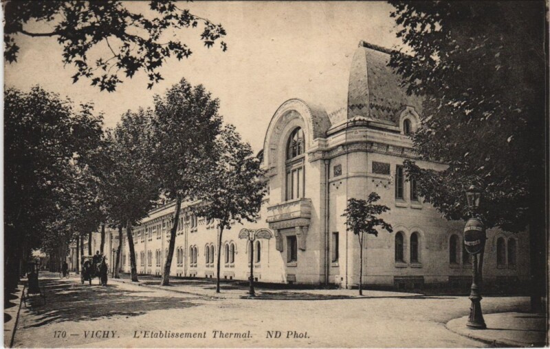 Carte postale ancienne Vichy L'Etablissement Thermal France à Vichy
