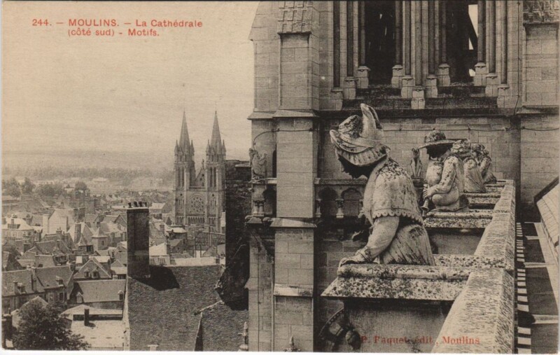 Carte postale ancienne Moulins La Cathedrale France à Moulins