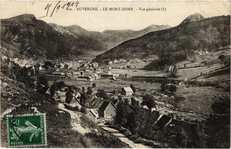 Carte postale ancienne Le Mont-Dore Vue Generale à Mont-Dore