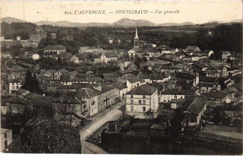 Carte postale ancienne Pontgibaud Vue Generale à Pontgibaud