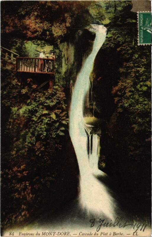 Carte postale ancienne Le Mont-Dore Environs - La Cascade du Plat a Barbe à Mont-Dore