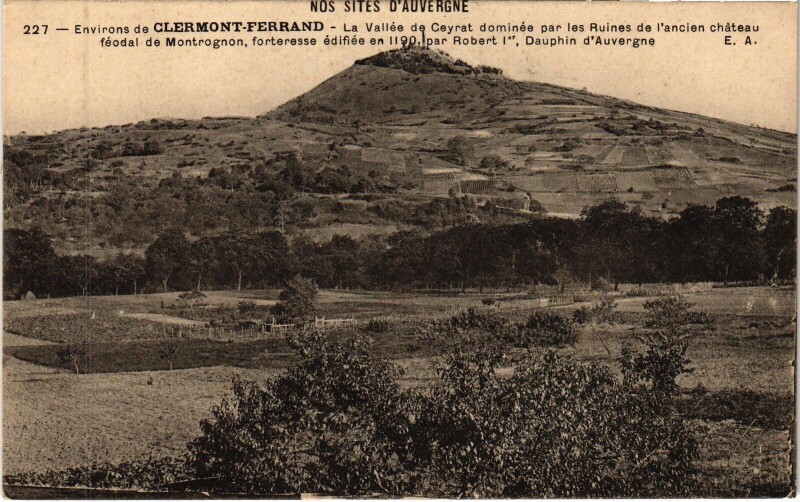 Carte postale ancienne Clermont-Ferrand Env - La Vallee de Ceyrat à Ceyrat
